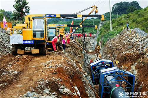 Ӣ_(ki)չܵOʩ߅ҎķΌ(sh)`